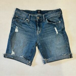 GAP 9 inch Bermuda Shorts